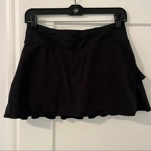 Black lululemon skirt
